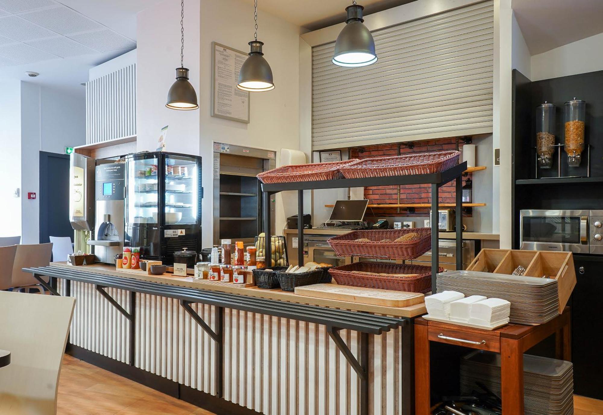 B&B Hotel Marseille Centre Vieux Port Экстерьер фото